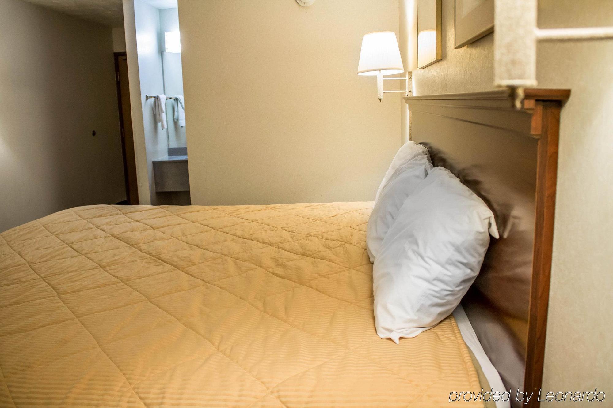 Econo Lodge Кент Екстериор снимка