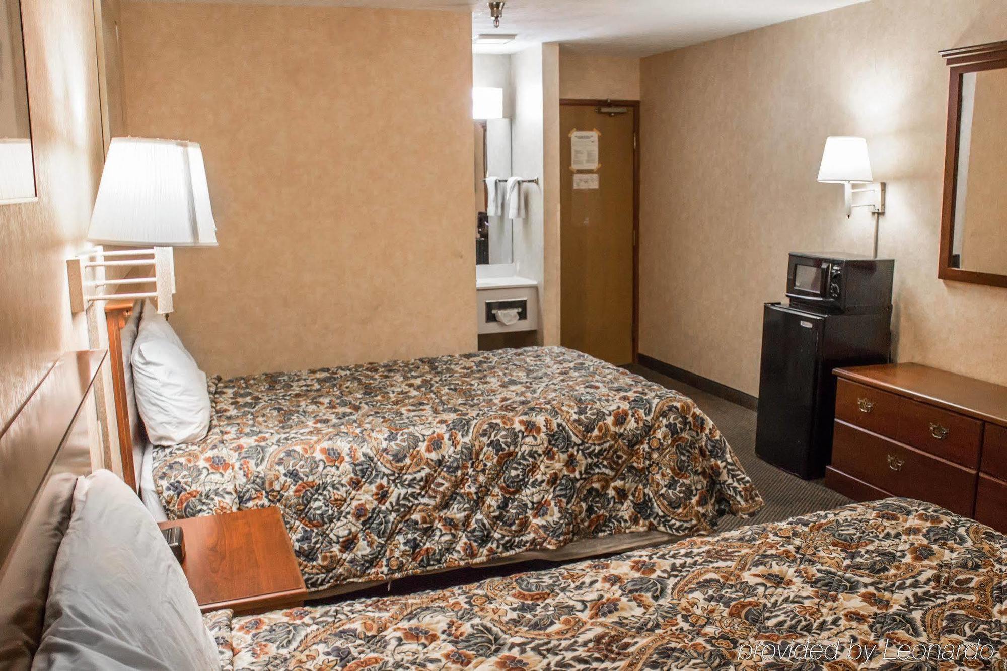 Econo Lodge Кент Екстериор снимка
