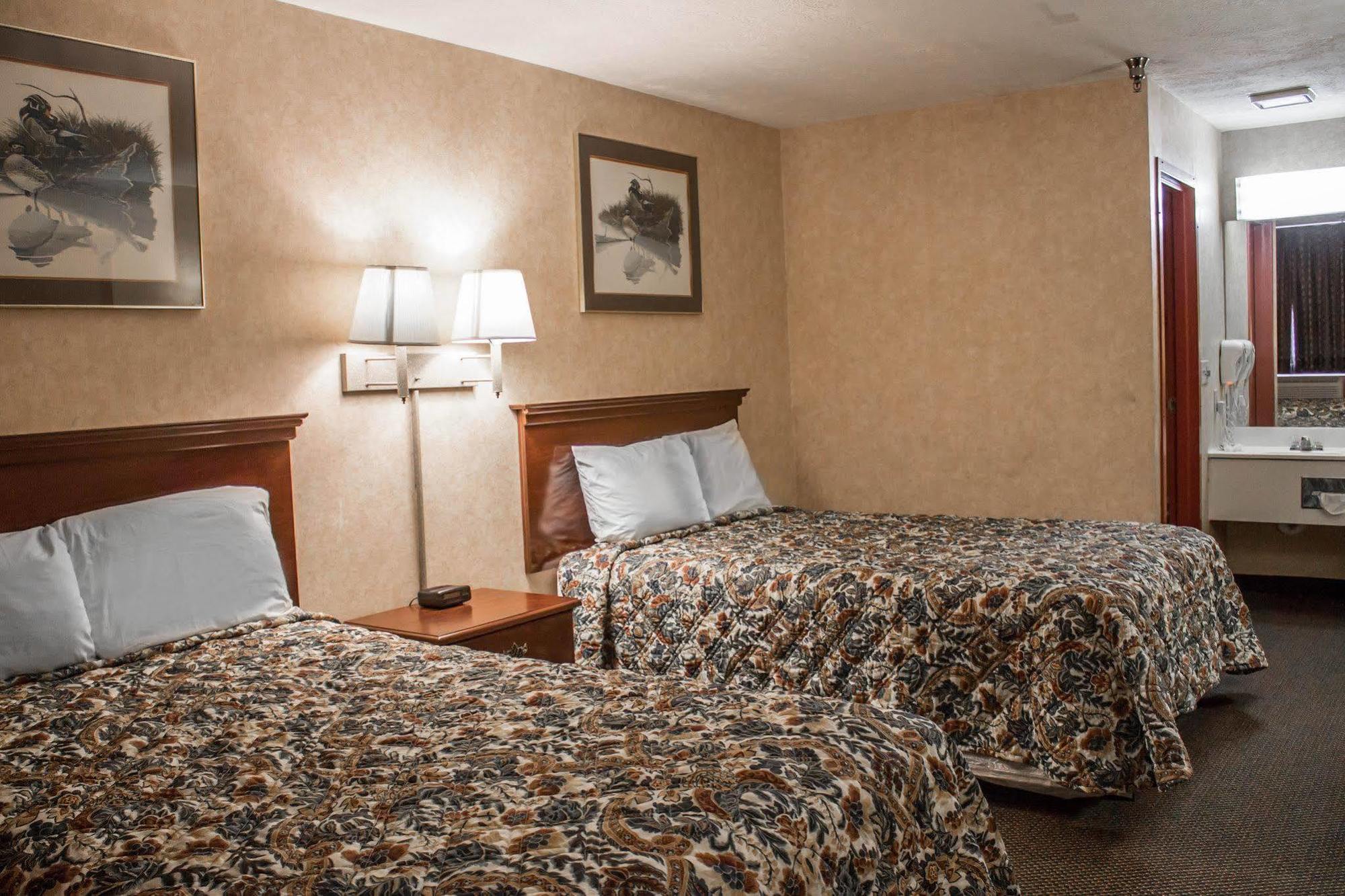 Econo Lodge Кент Екстериор снимка