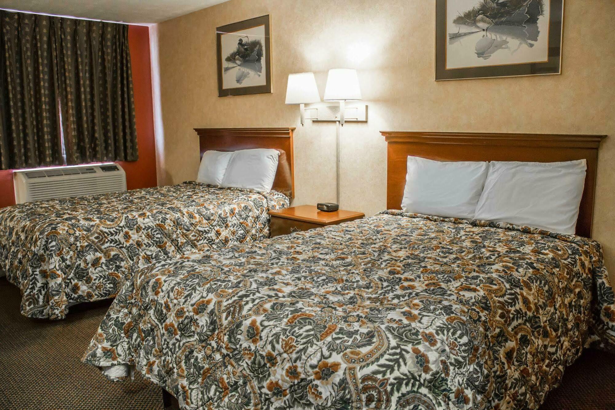 Econo Lodge Кент Екстериор снимка